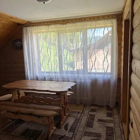 Guest house River Side Retreat Slavske
